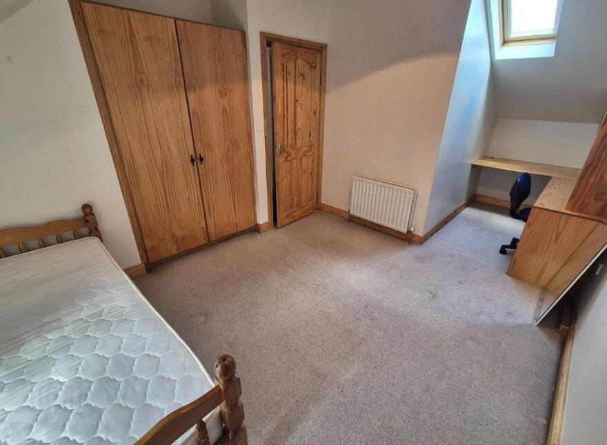 Old Chapel Court, Old Chapel Lane, Tullow, R93E302
