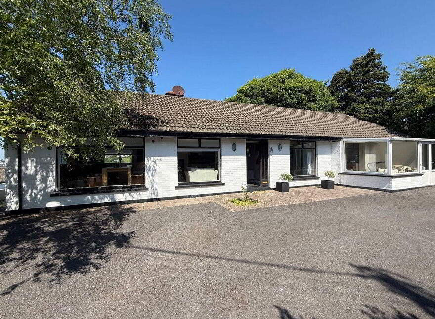 Wylde, Summercove, Kinsale, P17T998