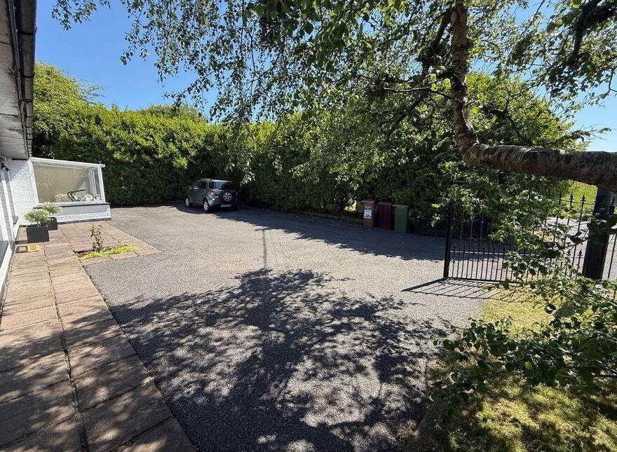 Wylde, Summercove, Kinsale, P17T998