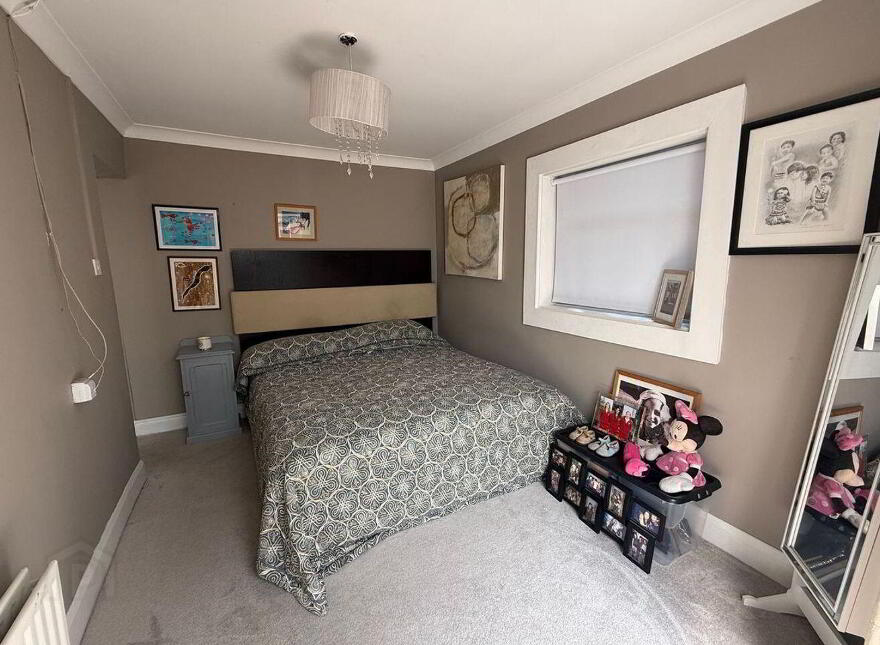 Wylde, Summercove, Kinsale, P17T998