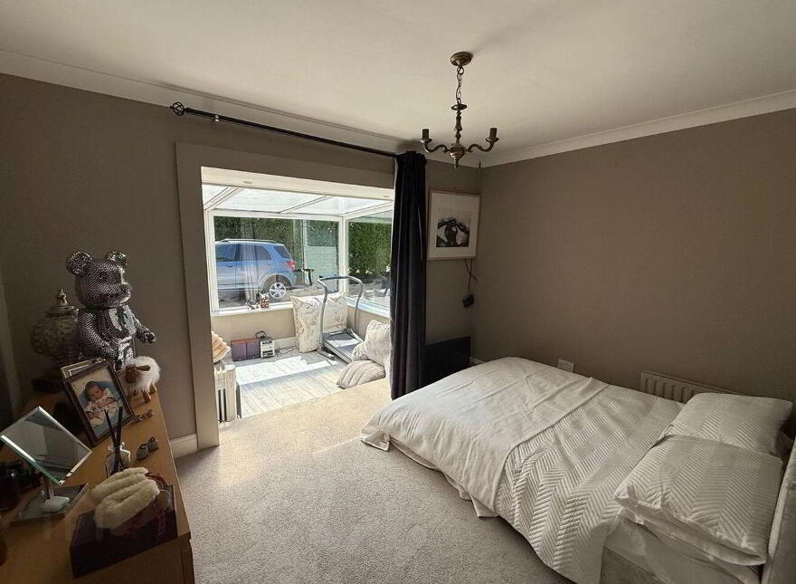 Wylde, Summercove, Kinsale, P17T998