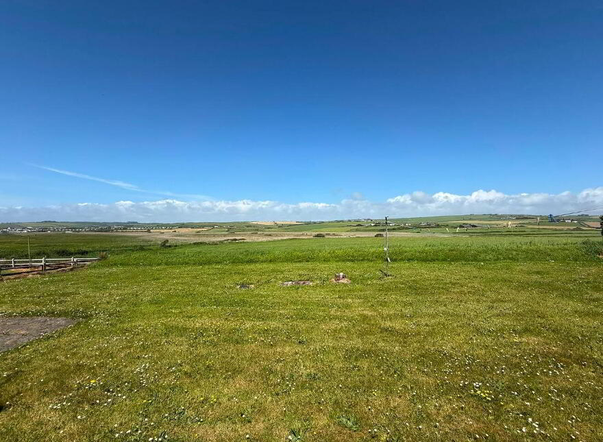 Lispatrick Lower, Old Head, Garrettstown, P17CV97