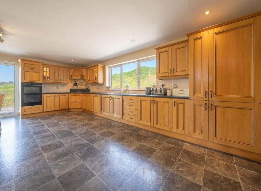 Gortnacrusha, Ballinspittle, P17NX04