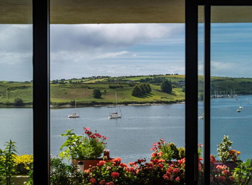 9A Ardbrack Heights, Kinsale, P17HF64 photo