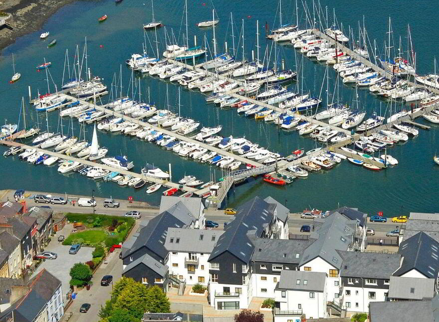 9A Ardbrack Heights, Kinsale, P17HF64
