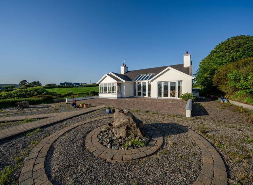 Cliffs Landing, Kinure, Oysterhaven, Kinsale, P17FC55
