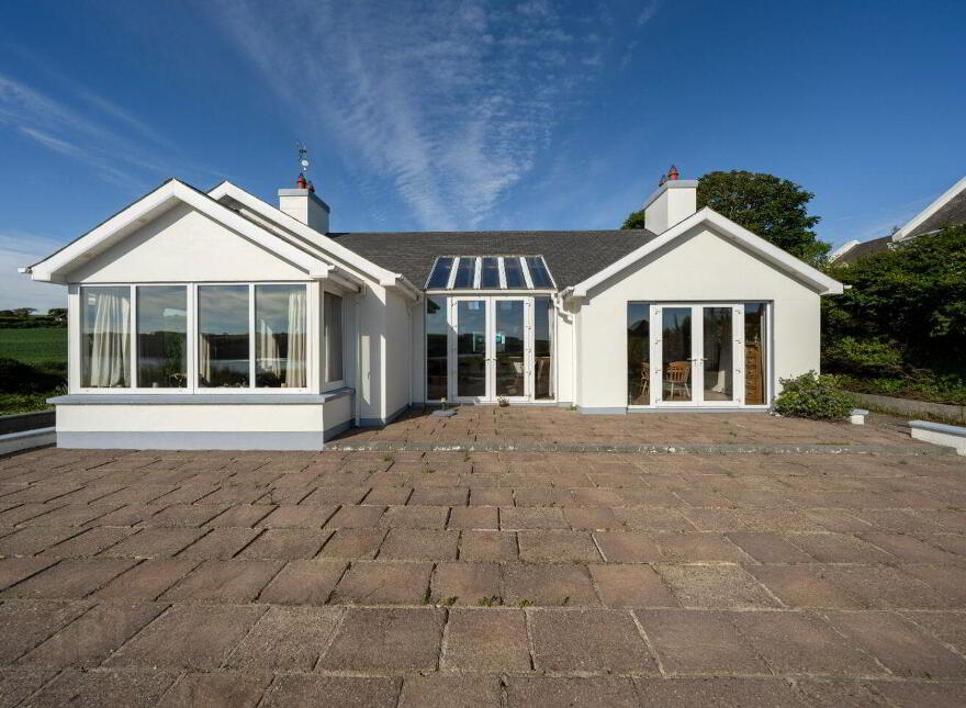 Cliffs Landing, Kinure, Oysterhaven, Kinsale, P17FC55