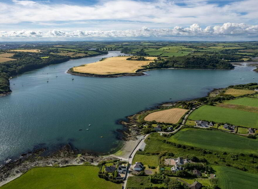 Cliffs Landing, Kinure, Oysterhaven, Kinsale, P17FC55