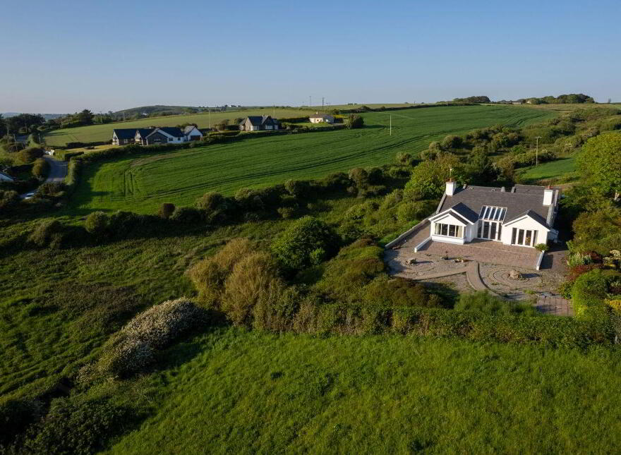 Cliffs Landing, Kinure, Oysterhaven, Kinsale, P17FC55