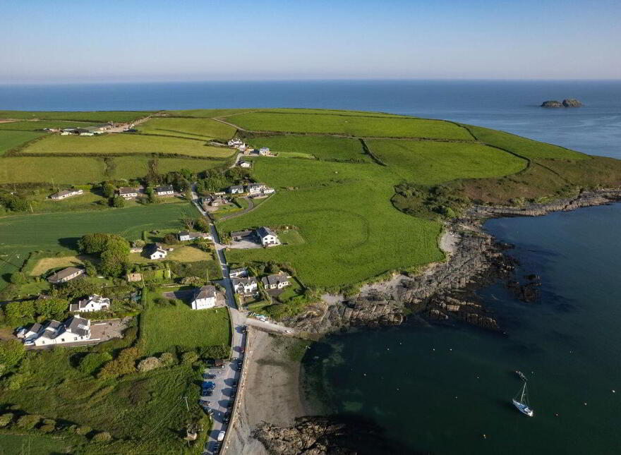 Cliffs Landing, Kinure, Oysterhaven, Kinsale, P17FC55