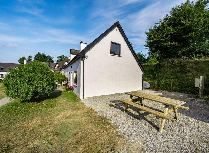 8 Oysterhaven Holiday Cottages, Oysterhaven, Kinsale, P17AW71
