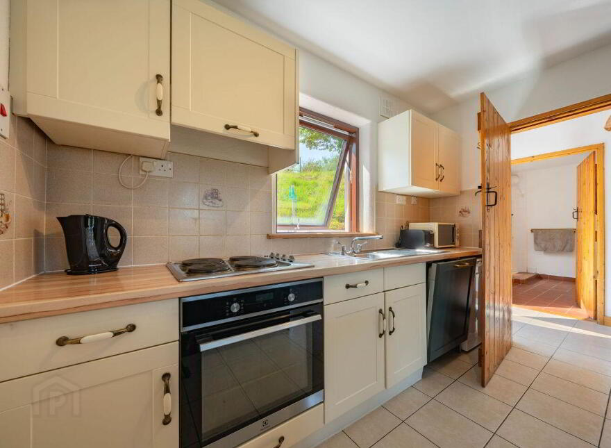 8 Oysterhaven Holiday Cottages, Oysterhaven, Kinsale, P17AW71