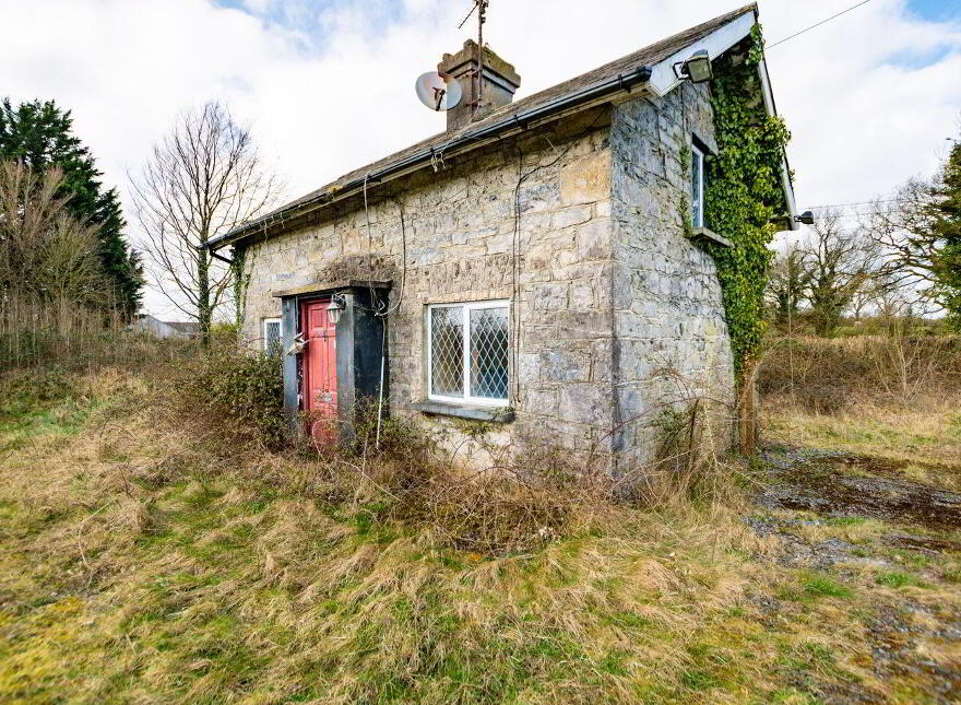 Knockatee, Monilea, Crazy Corner, N91W5Y2 photo