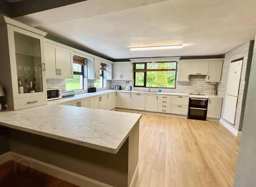Killinaker, Rooskey, N41RF20