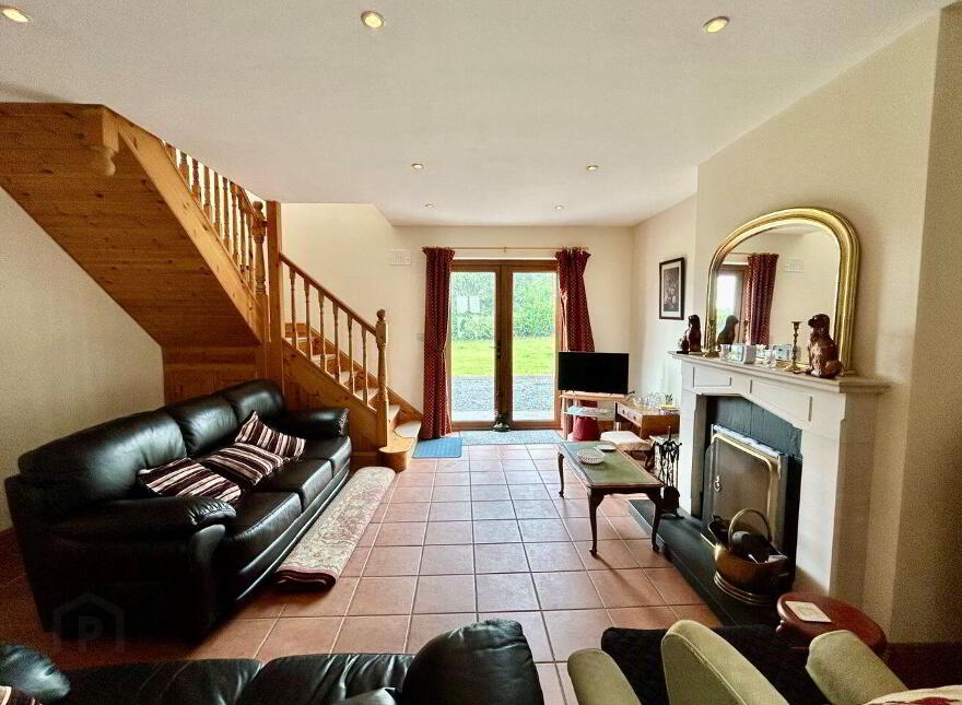 Tawnagh More, Mohill, N41FP79