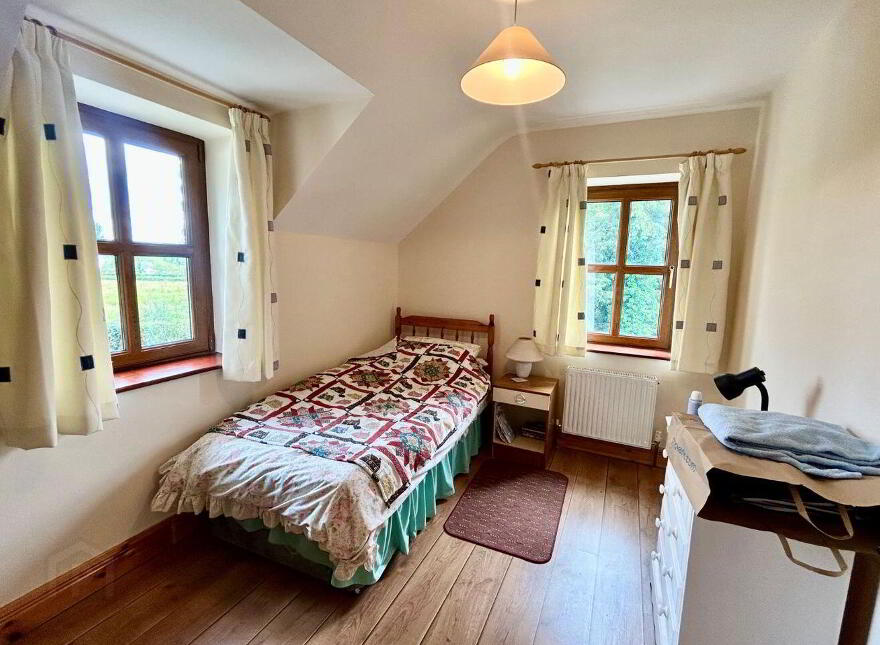 Tawnagh More, Mohill, N41FP79