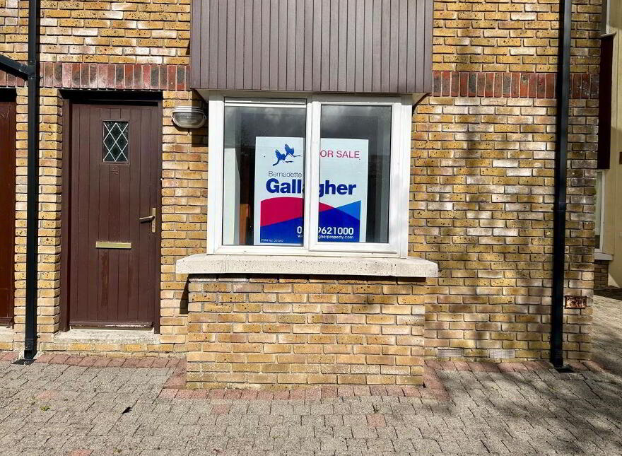 Apartment 4 Corry, Shannon Court, Carrick-On-Shannon, N41Y578