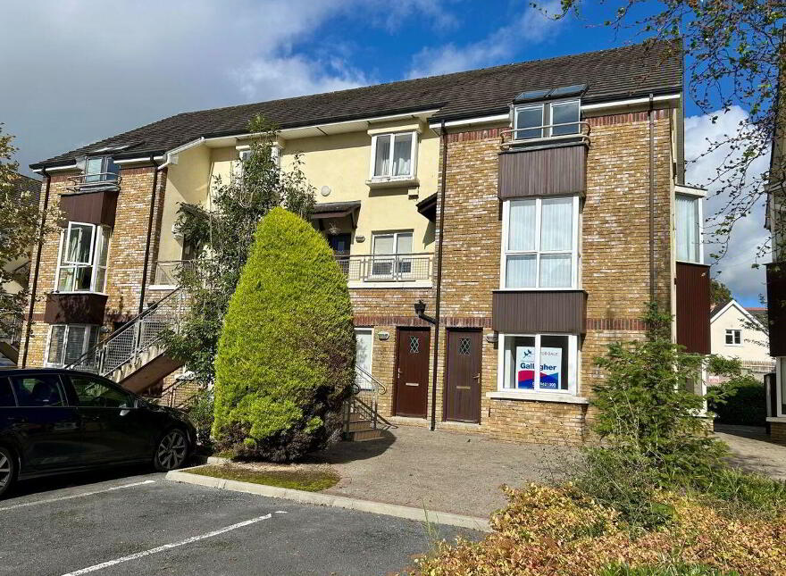 Apartment 4 Corry, Shannon Court, Carrick-On-Shannon, N41Y578 photo