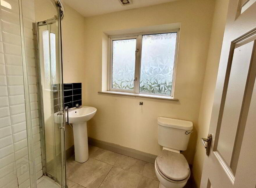 42 Breffni Crescent, Carrick-On-Shannon, N41HY90