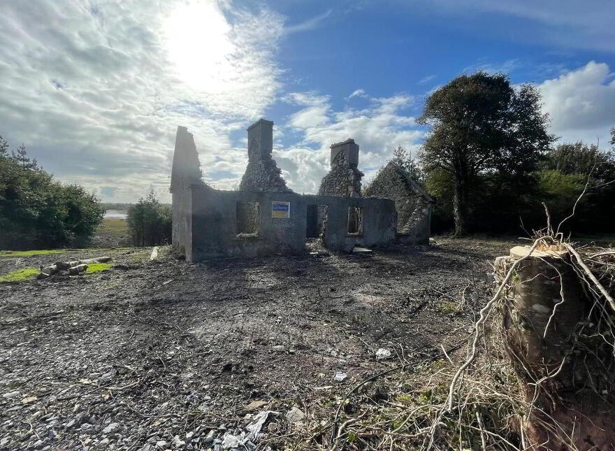 Taghnarra, Castlerea
