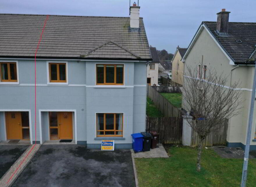 31 Woodstream, Castlerea, F45YK58