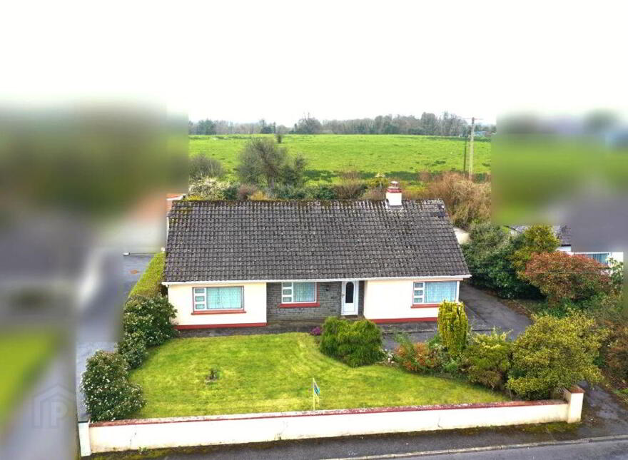 Tarmun Road, Castlerea, F45VK03