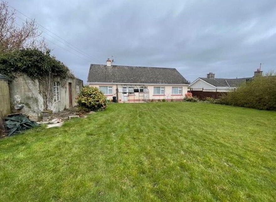 Tarmun Road, Castlerea, F45VK03