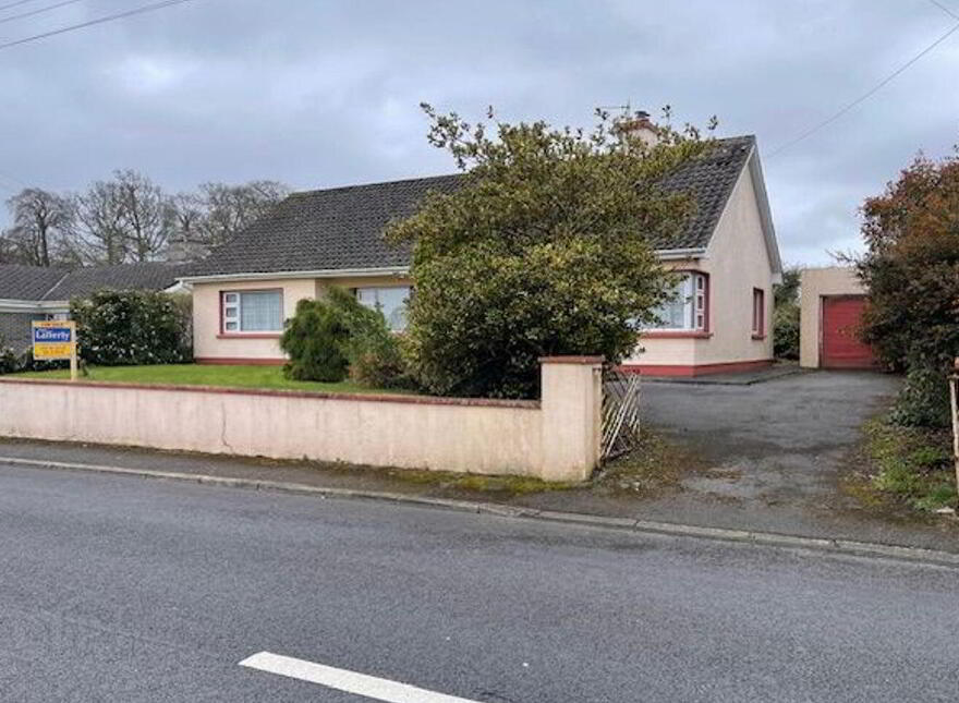 Tarmun Road, Castlerea, F45VK03