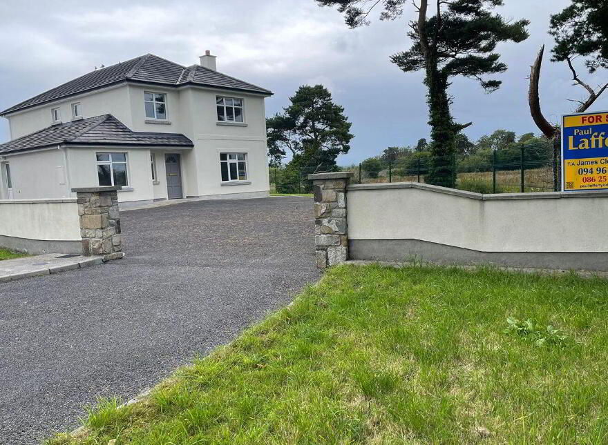 46 Kilkeevan Park, Castlerea, F45K268