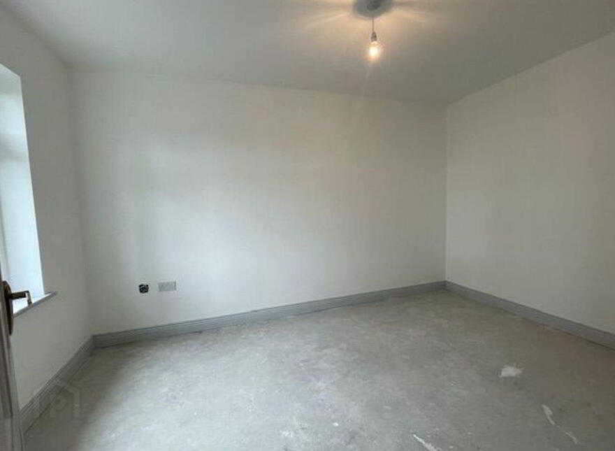 46 Kilkeevan Park, Castlerea, F45K268