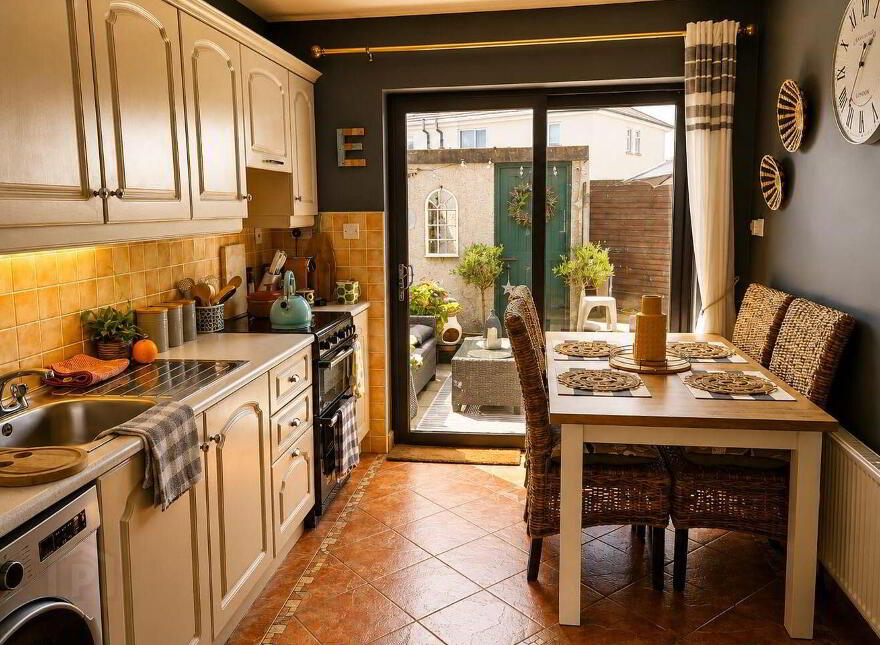 12 Kilkeevan Park, Castlerea, F45DP46