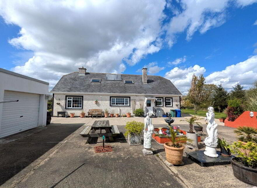 Mayfield, Saint Martin's Park, Ballycullane, Y34AK74