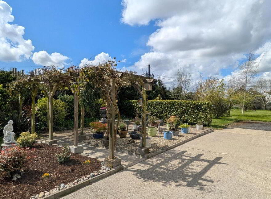 Mayfield, Saint Martin's Park, Ballycullane, Y34AK74