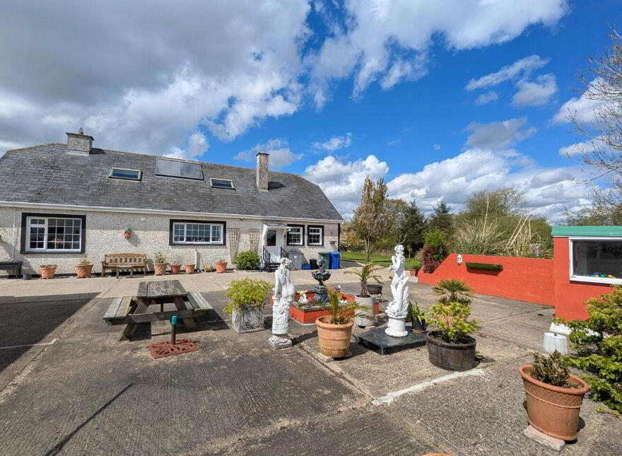 Mayfield, Saint Martin's Park, Ballycullane, Y34AK74