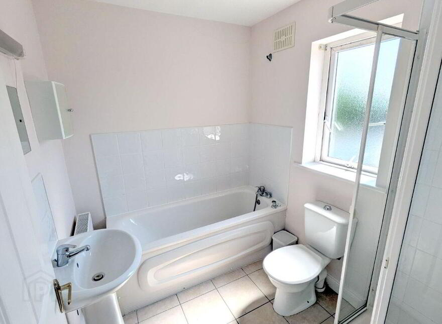 16 The Willows, Wellingtonbridge, Y35N660