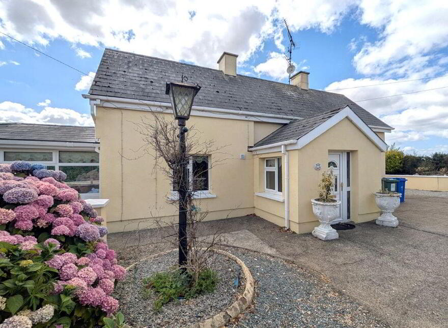 Rose Cottage, Rochestown, Ballymitty, Y35C9H3