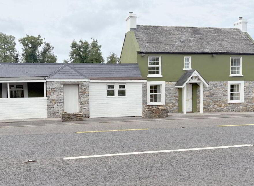 Cloonmore, Tarmonbarry, Tarmonbarry, N39KX98 photo