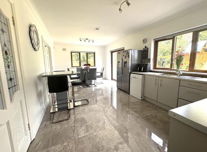 Tully Hall, Tully, Longford Town, N39VR70