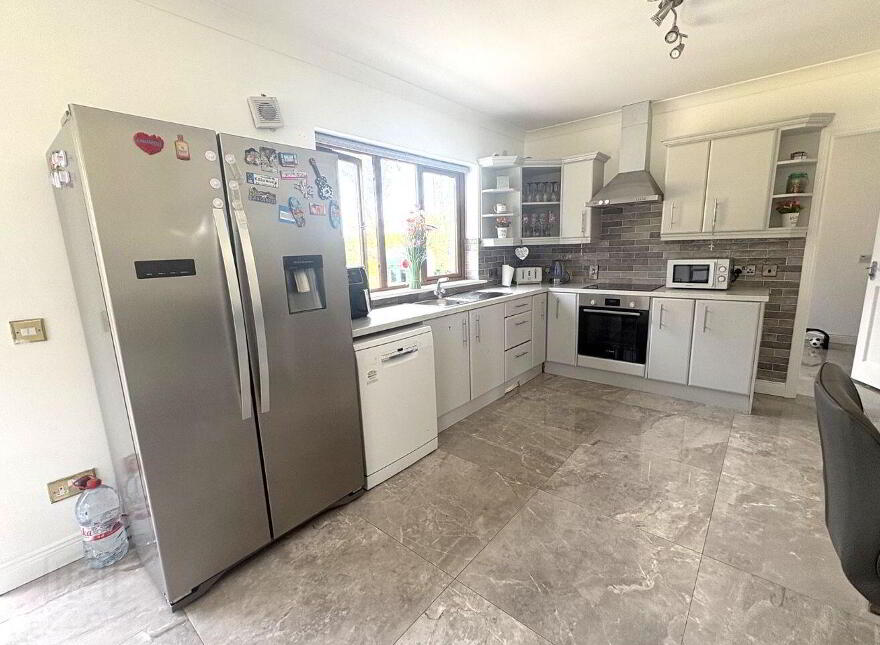 Tully Hall, Tully, Longford Town, N39VR70