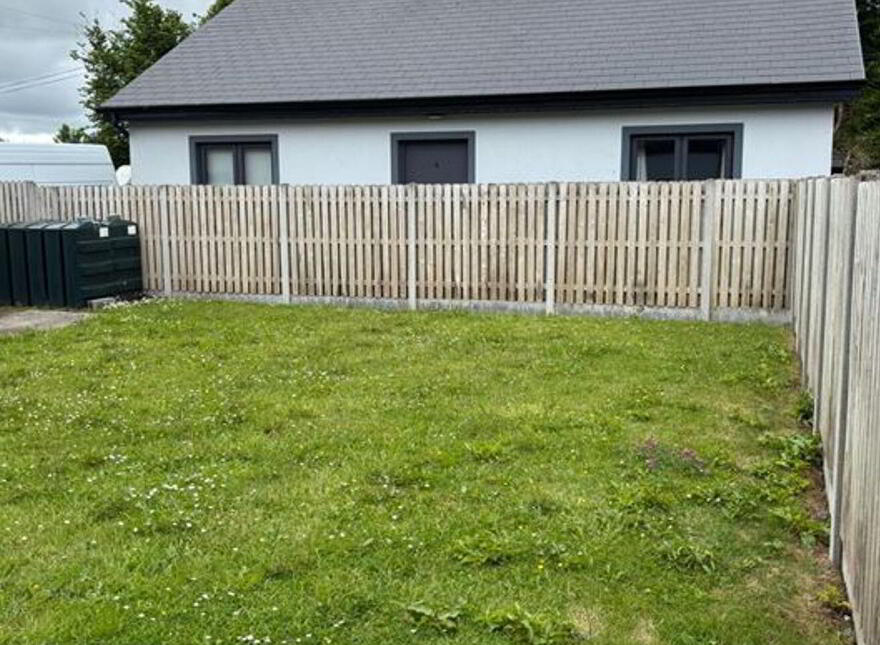 Mount Carmel Road, Loughrea, H62YF25