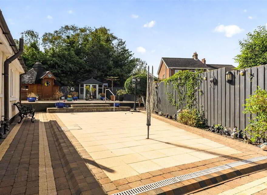 41 Meeting House Lane, Hillhall Road, Lisburn, BT27 5BY