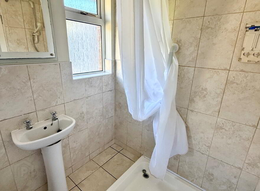 28 Seventree Road, Waterside, Derry, BT47 5QH