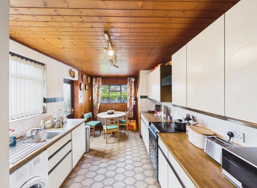 22 Cheltenham Park, Belfast, BT6 0HR