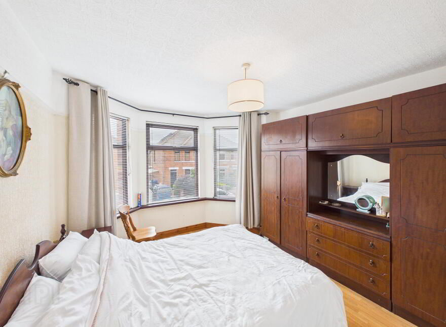 22 Cheltenham Park, Belfast, BT6 0HR