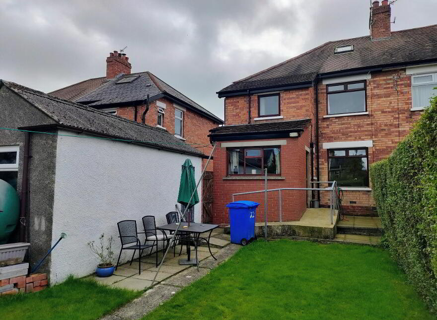 22 Cheltenham Park, Belfast, BT6 0HR