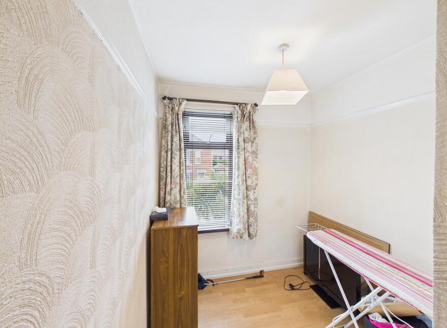 22 Cheltenham Park, Belfast, BT6 0HR