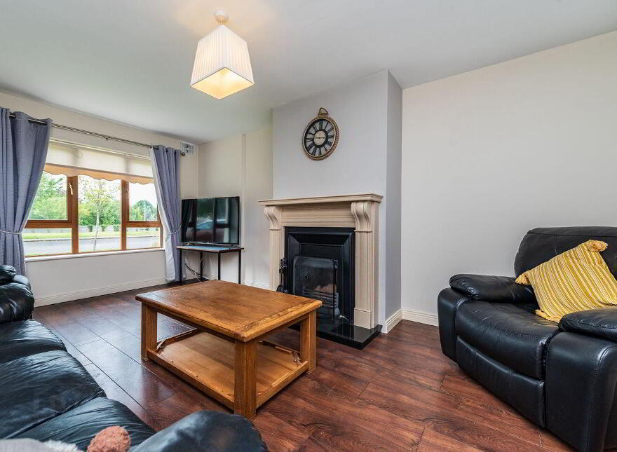 27 Pomeroy Park, Rathangan, R51NW92