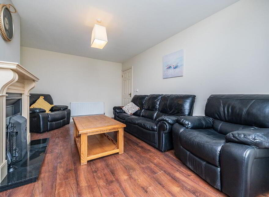 27 Pomeroy Park, Rathangan, R51NW92