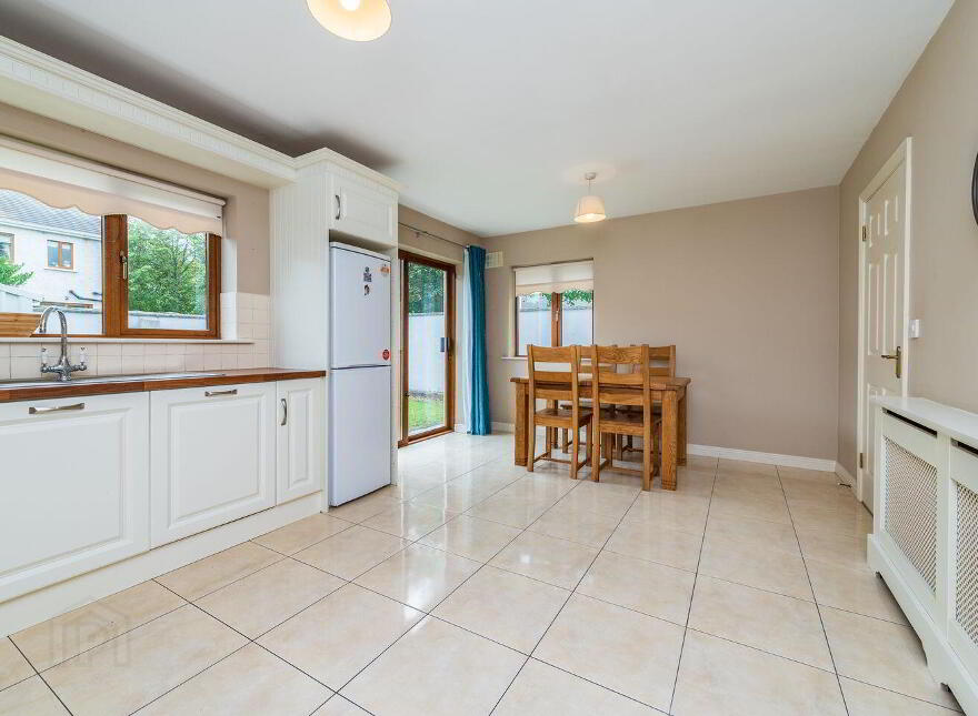 27 Pomeroy Park, Rathangan, R51NW92