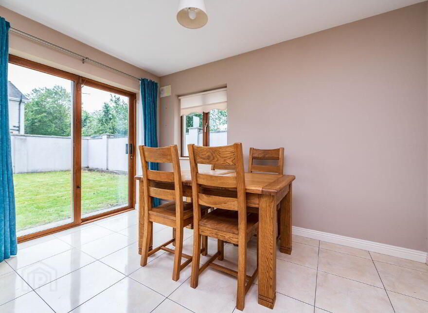27 Pomeroy Park, Rathangan, R51NW92